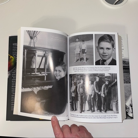 Me - Elton John - Memoir - Picture 5 of 6